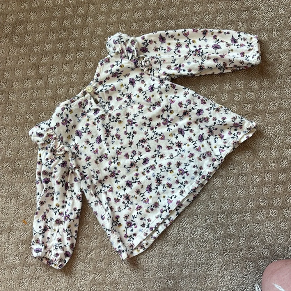 Old Navy Floral Baby Blouse size 18-24 mos